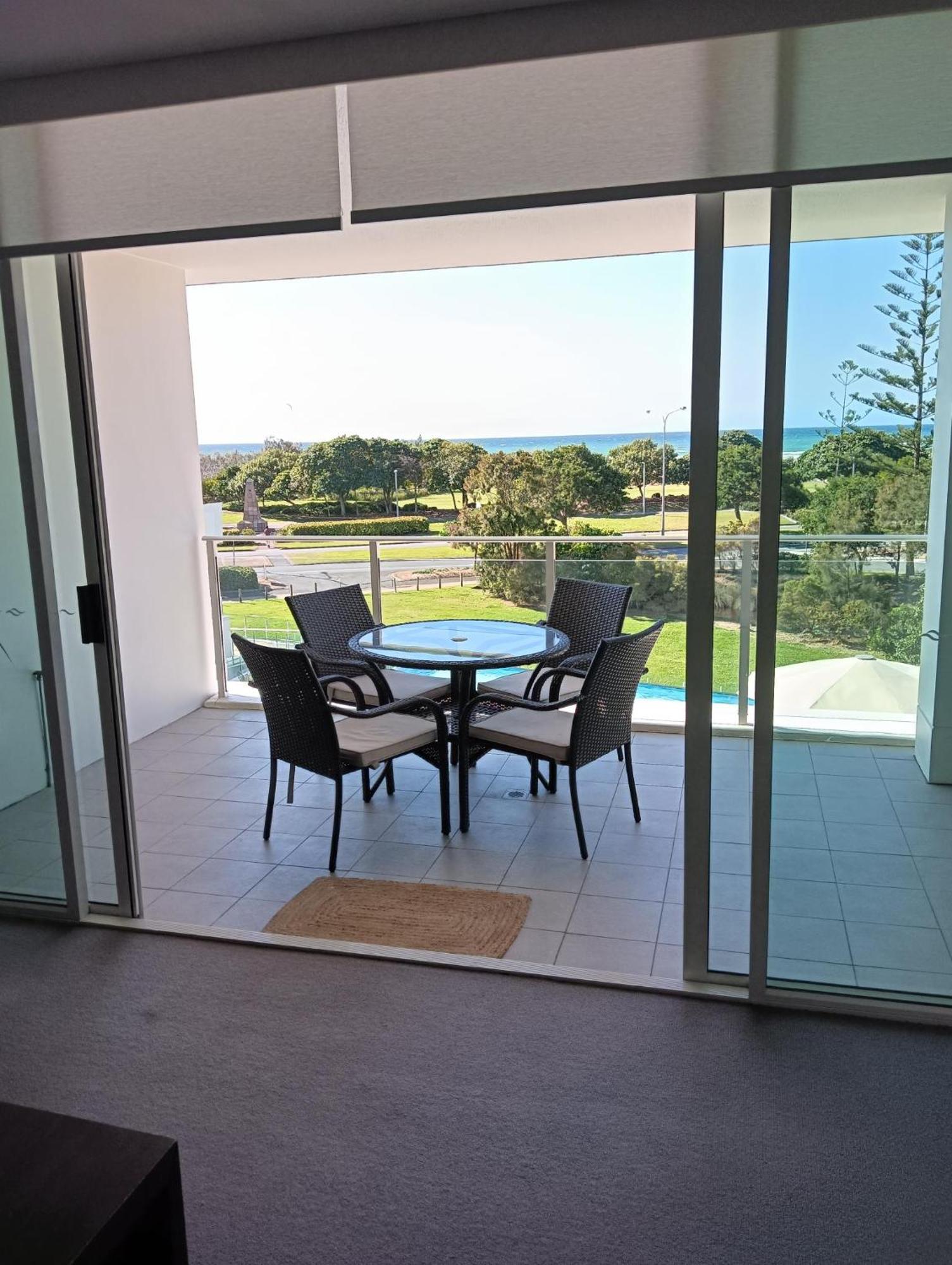 Kirra Surf Apartments Gold Coast Dış mekan fotoğraf